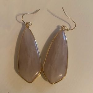 Elegant crystal earrings with gold